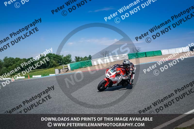 enduro digital images;event digital images;eventdigitalimages;mallory park;mallory park photographs;mallory park trackday;mallory park trackday photographs;no limits trackdays;peter wileman photography;racing digital images;trackday digital images;trackday photos